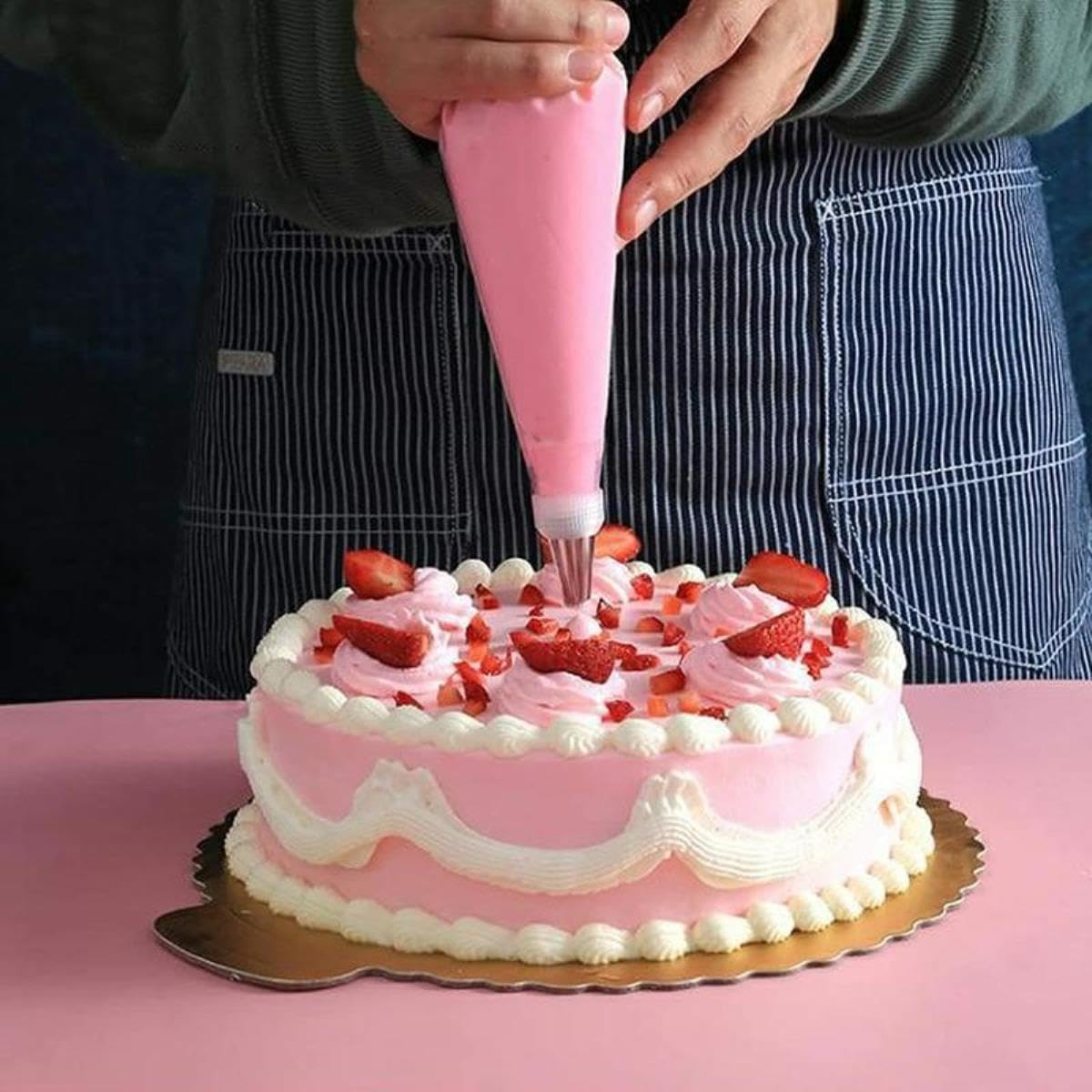 36-Piece Rose Pastry Nozzle Set: Stainless Steel Icing Tips & Silicone Bags