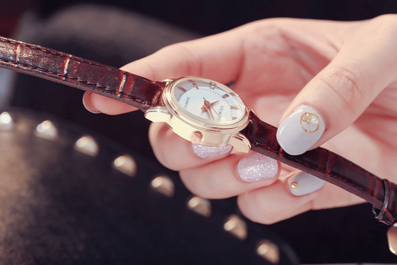 Elegant Brown Leather Strap Couple Quartz Watches - Fashionable Lover Gift Set