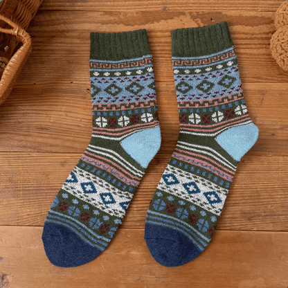Men's 3-Pair Vintage Thick Woolen Socks: Retro Style, Warm, Cozy Winter Essentials