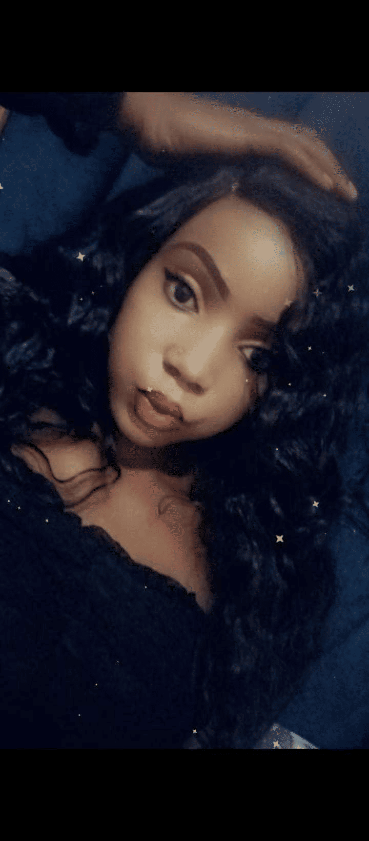 Luxurious 26-inch Long Curly Black Wig for Women - Fashionable Synthetic Hair