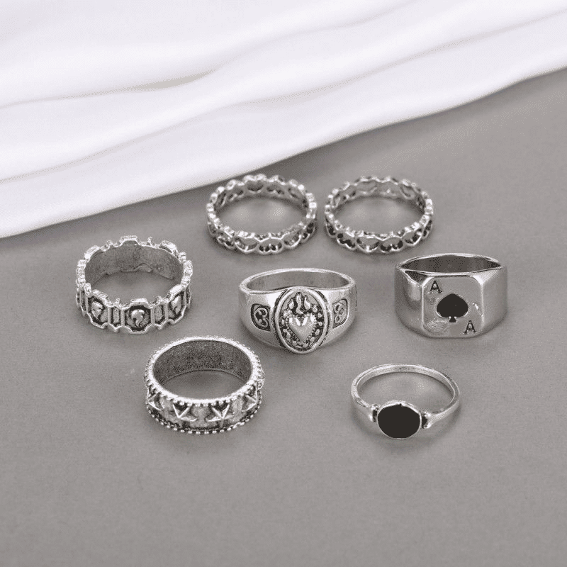 7-Piece Vintage Gothic Rings Set for Men & Women - Dark Spades Love Alloy Jewelry